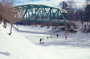 Hockey on the Canal by Phyllis Thompson